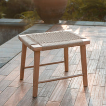 Houten kruk Sunda 55x45 cm regenboomhout geweven papier