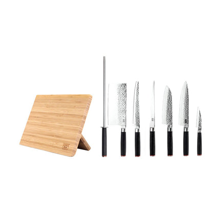 De Pakka Complete Set Pro (A) : 6 Messen (Schilmesje + Santoku + Gyuto + Fileermes + Broodmes + Hakmes) + 2 Accessoires (magnetische bamboe meshouder + aanzetstaal)