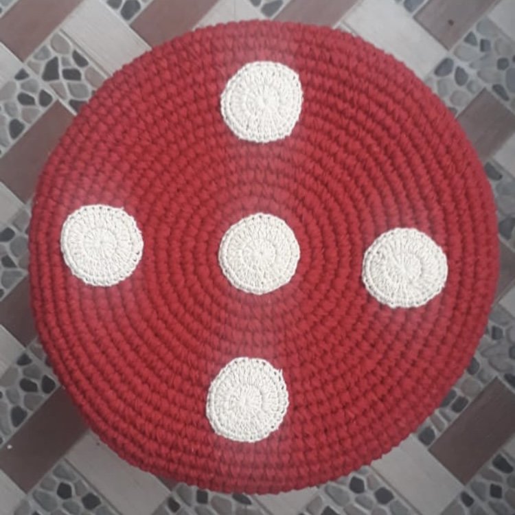 Luna-Leena Kruk Paddestoelbekleding Rood Handgehaakt Nepal