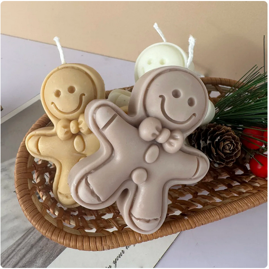 Gemberbrood Guy kaars 8 cm room botergeel bruin