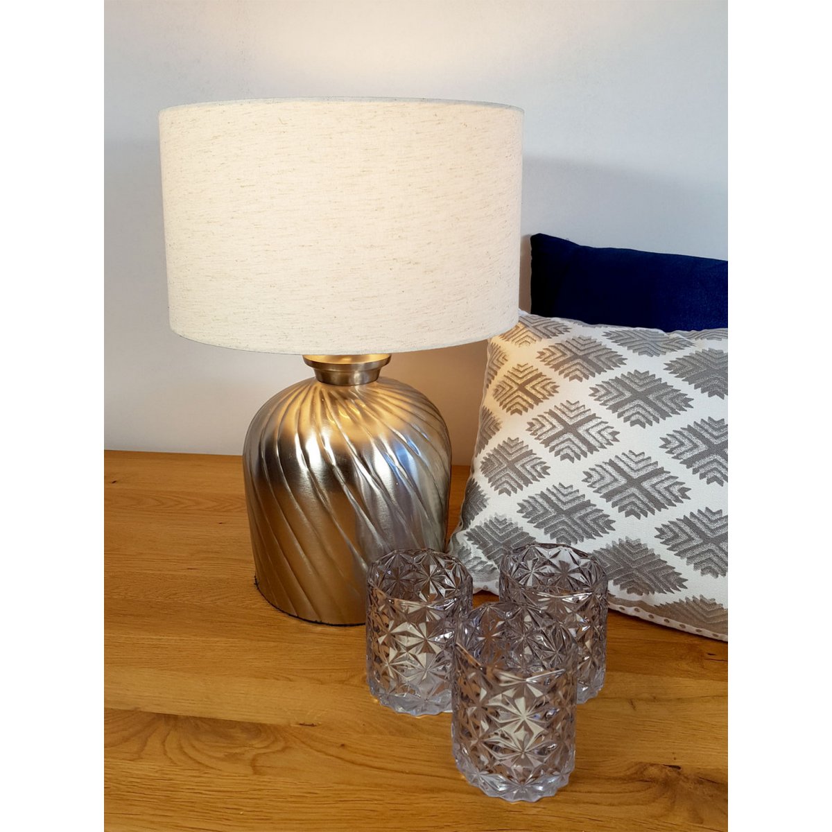 Tafellamp Metalen Voet Goud En Zilver Hamerslag 30 cm