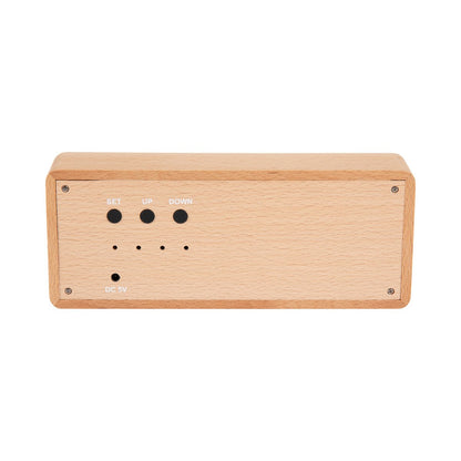 Wekker massief hout gegraveerd