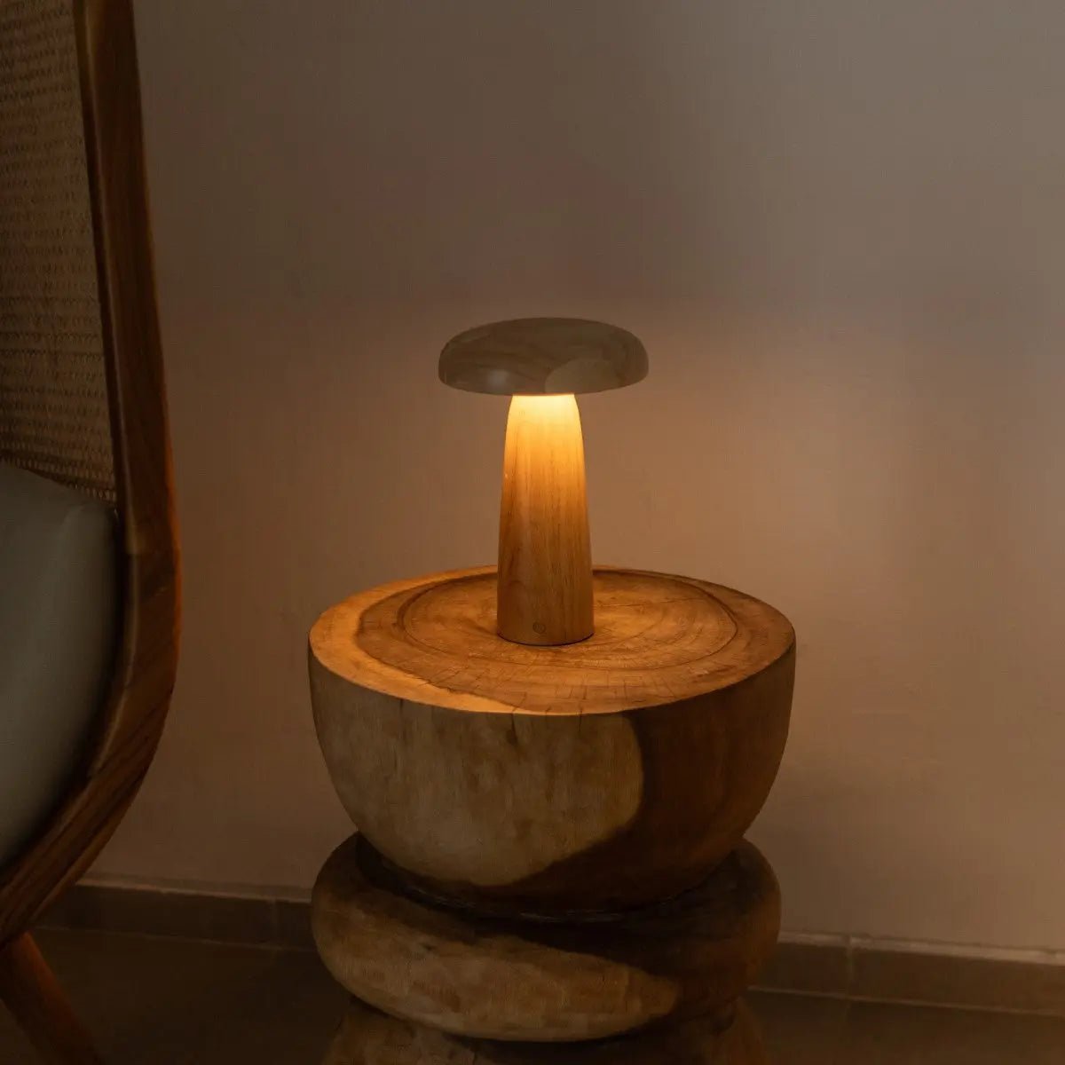 Tafellamp hout 17x26 cm oplaadbaar dimbaar