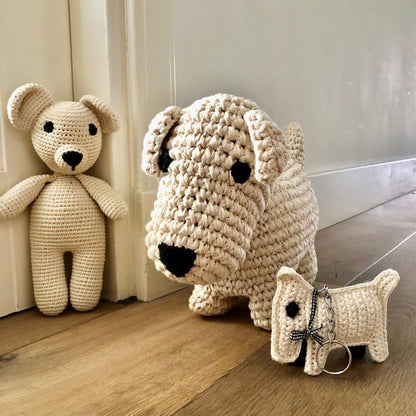 Handgehaakte hond Bobby gebroken wit katoen