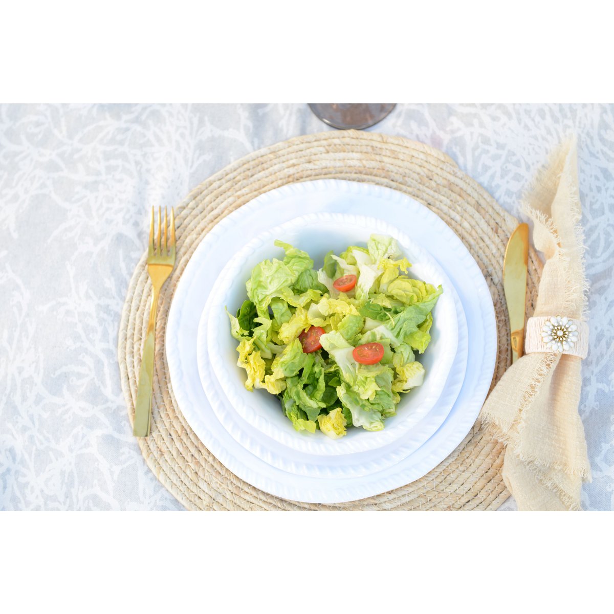 White melamine hollow plate rope 20x20x5.5 cm