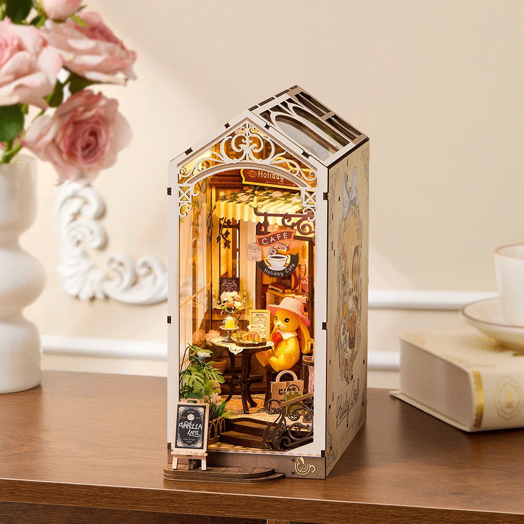 Robotime, DIY, Book Nook Holiday Café, TGB15, 23,2x6,5x31,6cm