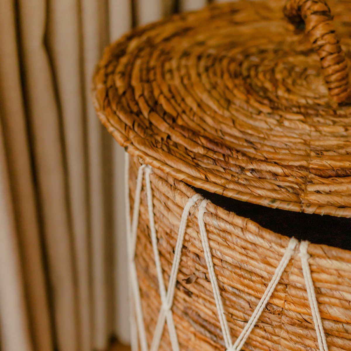 Laundry Basket With Lid KISA Made of Environmentally Friendly Banana Fibre