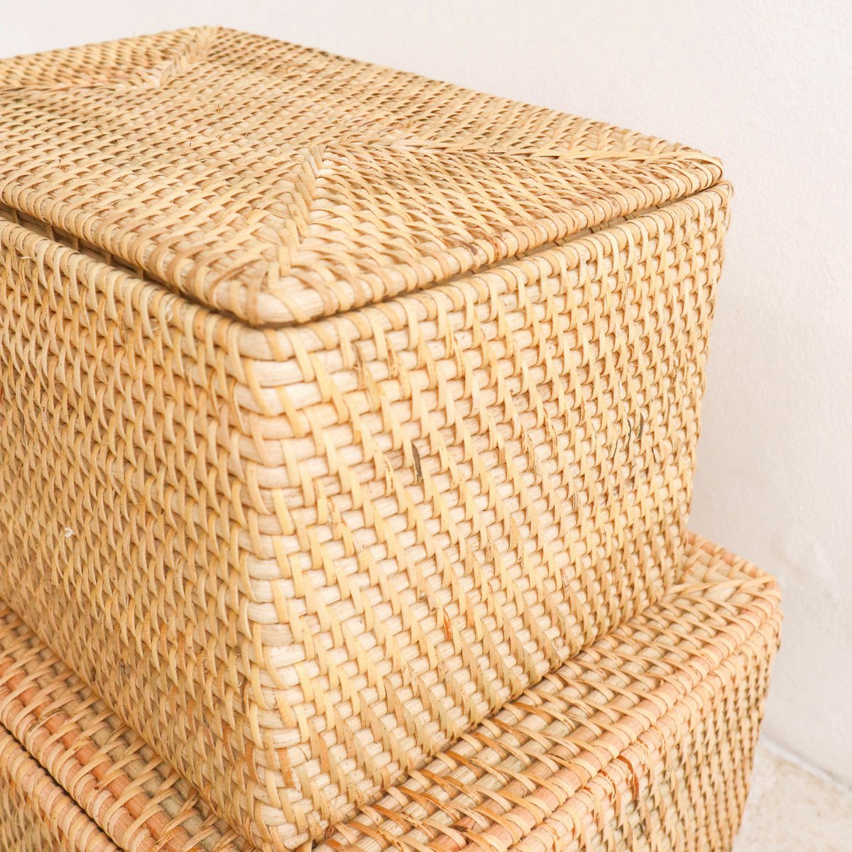 Opbergmand met deksel rotan beige