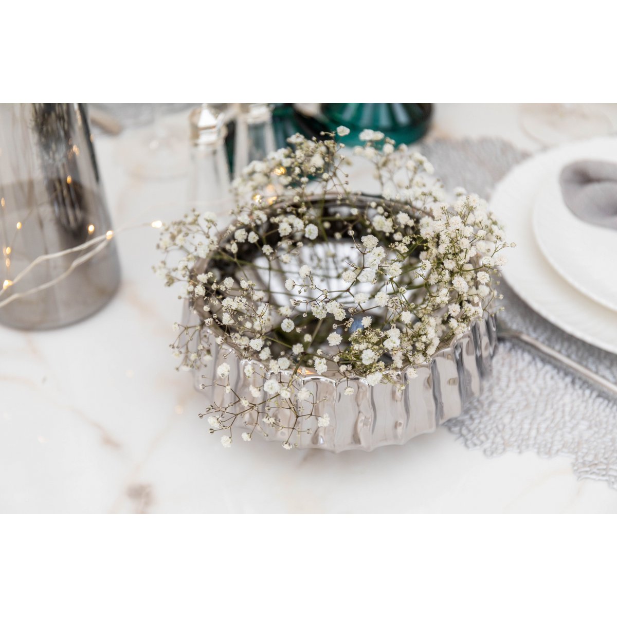 Shiny silver decorative cut 20x20x8cm