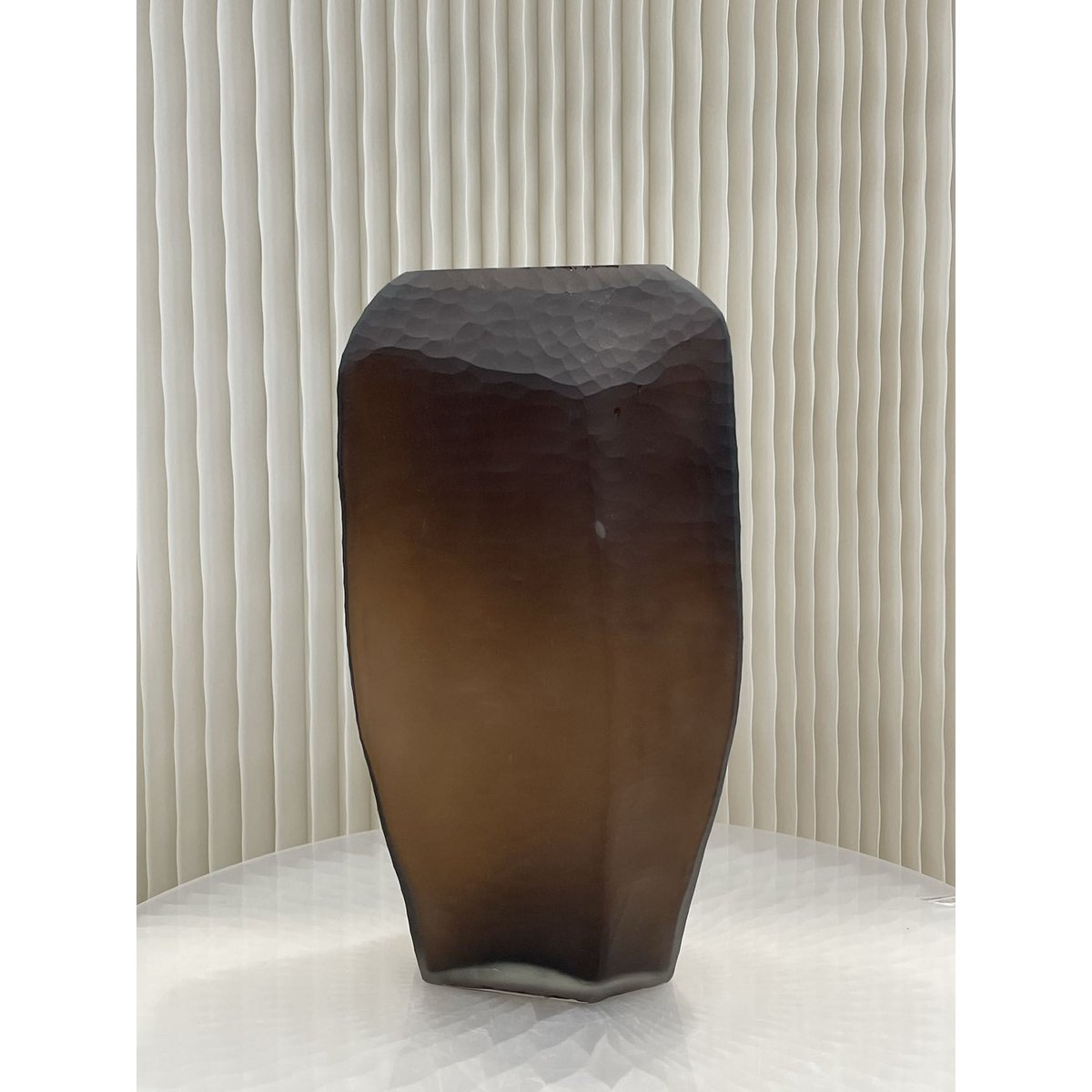 Vaas glas 38 cm chocolade
