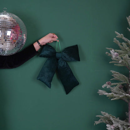 Kerstdecoratie strik fluweel groen 32x40 cm