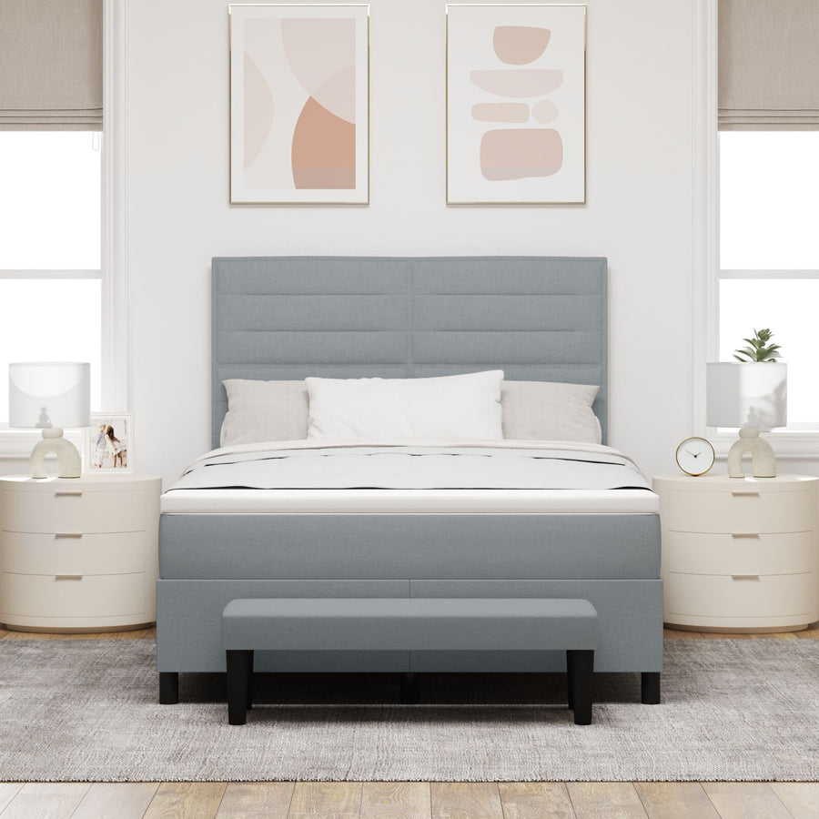Boxspring Bed Met Matras & Bank Stof Licht Grijs 140 x 200 cm Lijnen ontwerp