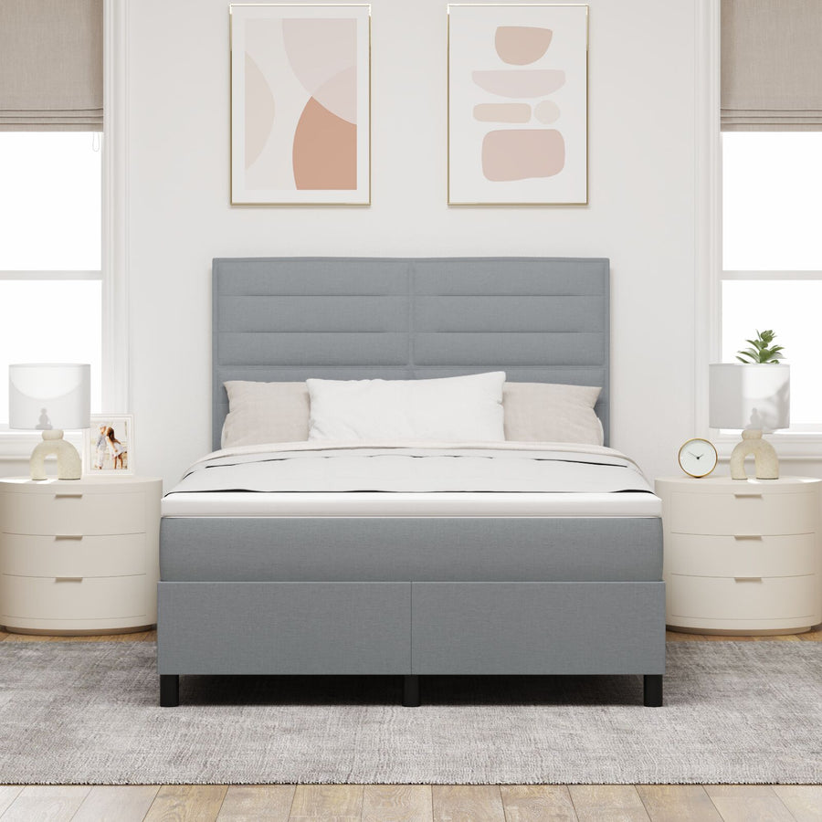 Boxspring Bed Met Matras Stof Lichtgrijs 140 x 200 cm Lijnen ontwerp
