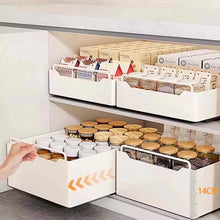 Opbergsysteem met uitschuifbare kruidenlade