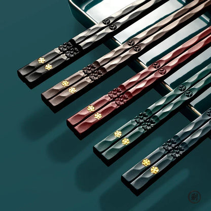 Huismerken.nl 5 Paar Metalen Eetstokjes Antislip Bamboo Vorm Vaatwasserbestendig Voor Sushi Liefhebbers Duurzaam