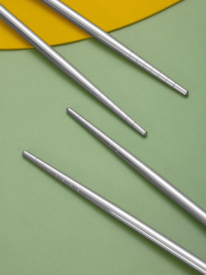 Oefen Eetstokjes met Cartoon Design voor Kinderen