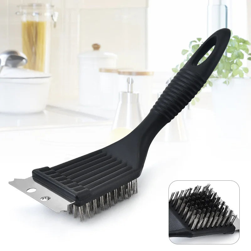 Barbecue brush with wire bristles