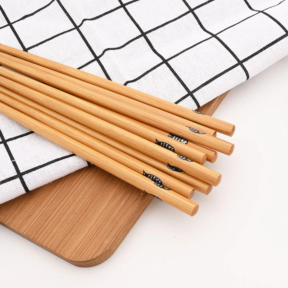 Huismerken Handgemaakte Bamboe Eetstokjes Set Vijf Paren Met Bloemenmotief Multikleur Voor Sushi Liefhebbers