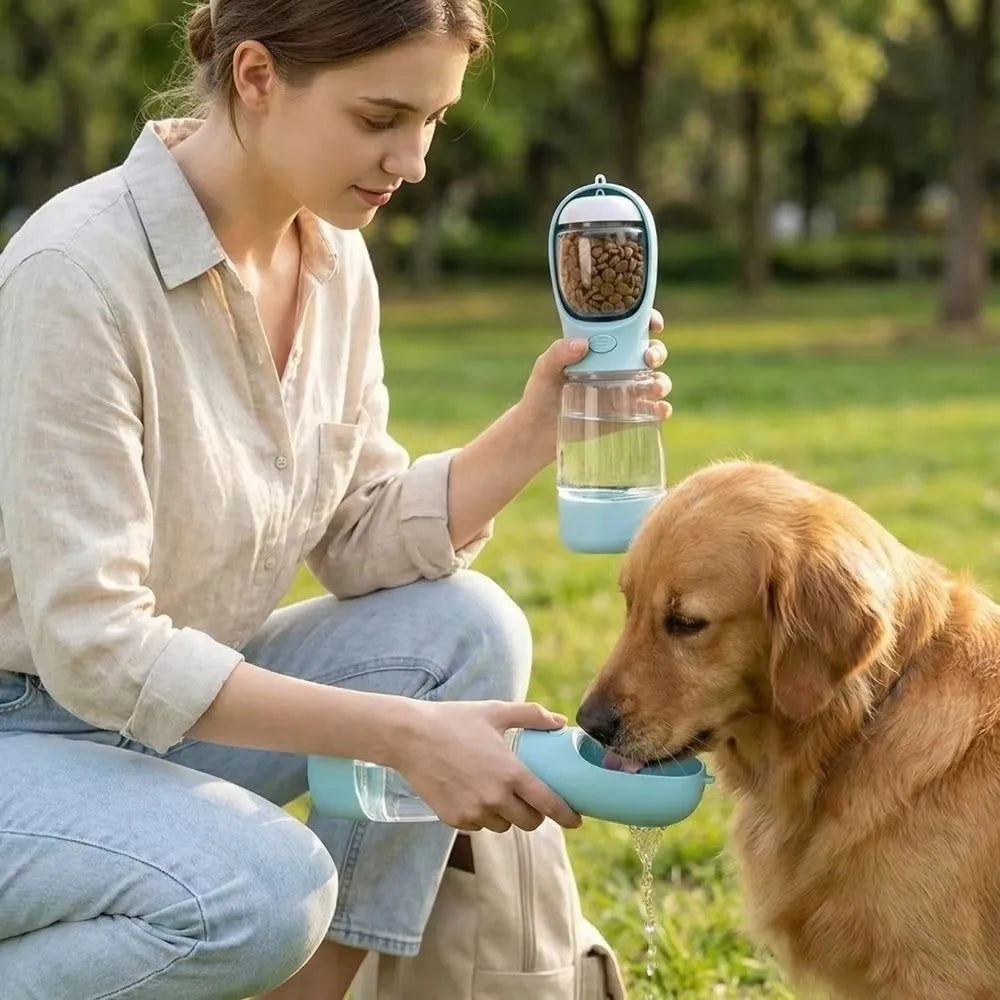 Hondenwaterfles 400ml met voerbakje en poepzakjeshouder