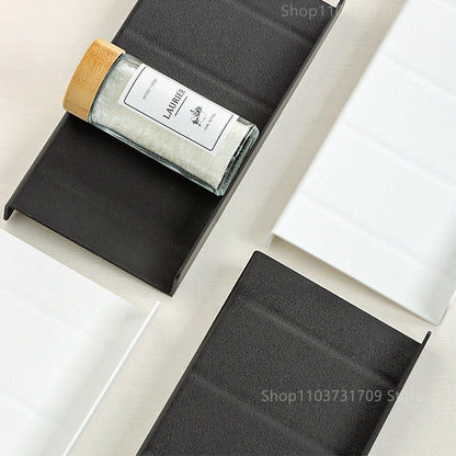 Uitschuifbare kruidenlade met 4 lagen voor potjes en specerijen