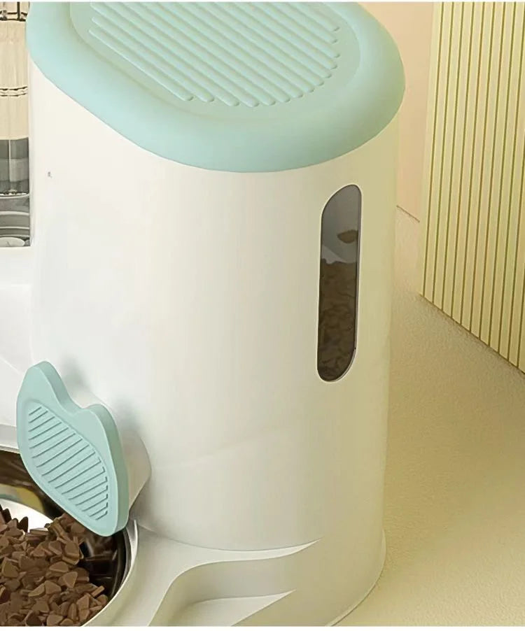 Integrated Food and Water Bowl for Cats and Dogs | Plastic