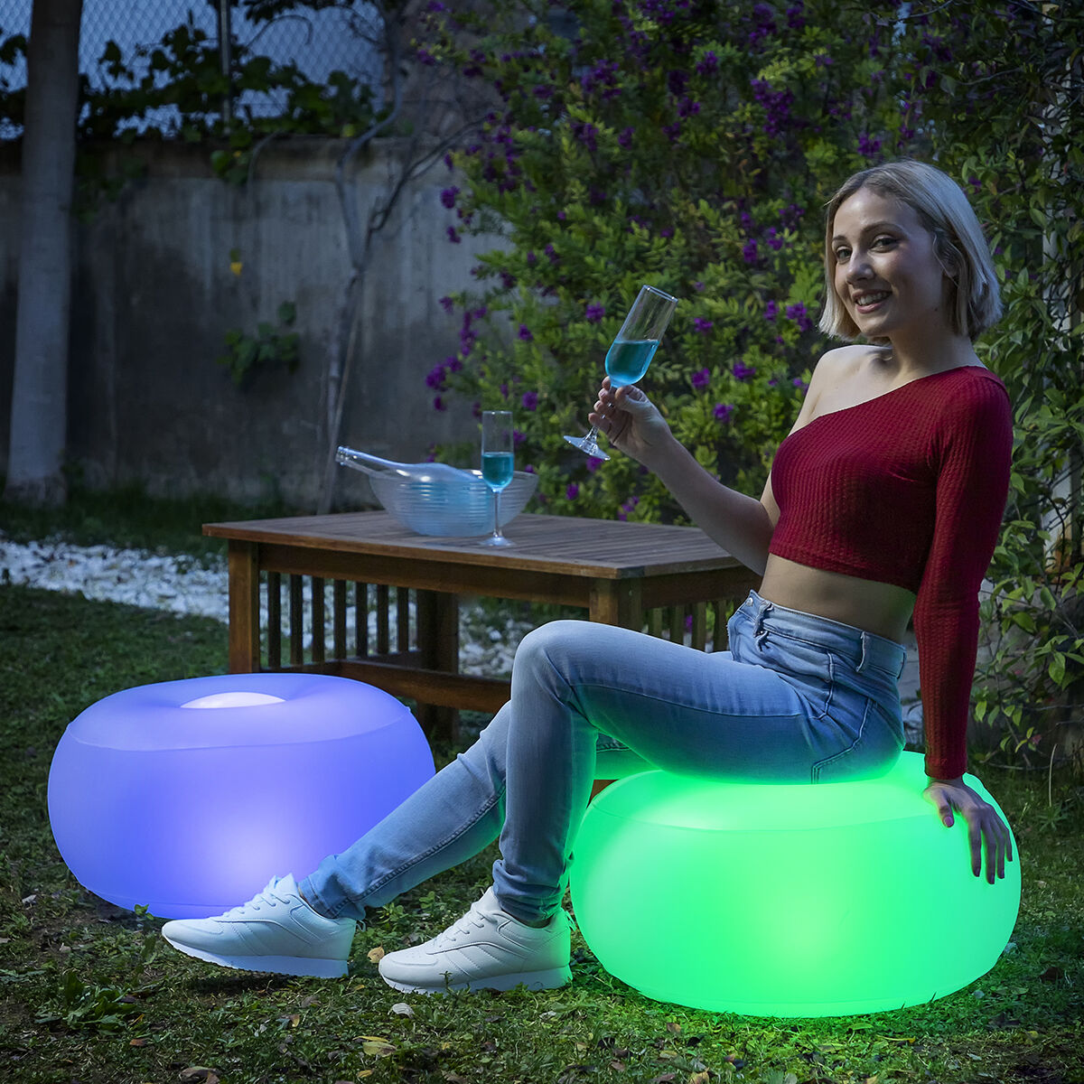 Innovagoods Opblaasbare Stoel Met Veelkleurige Led En Afstandsbediening Pulight Innovagoods