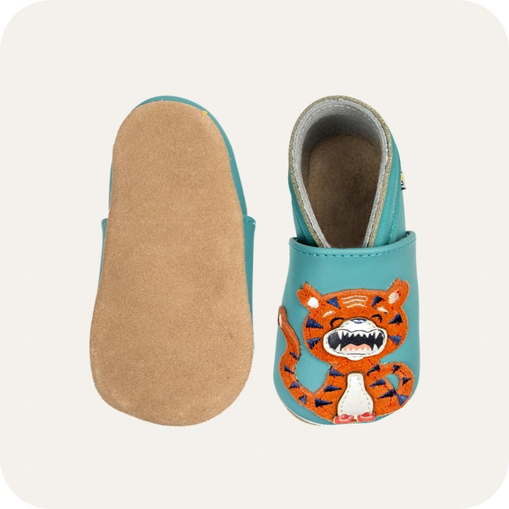 Soft leather baby shoes Tigreau