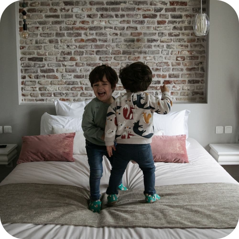 Babyslofjes katoen suède zool 0-6 mnd