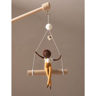 Wanddecoratie kinderkamer wolvilt hout abrikoos bruin wit