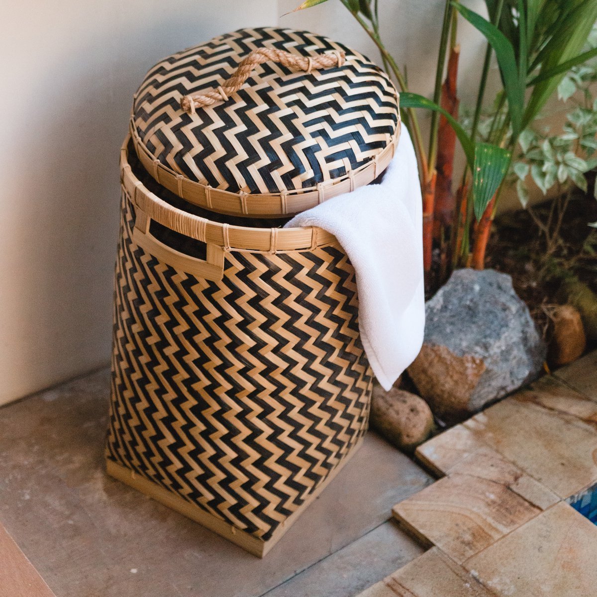 Laundry Basket With Lid NABIRE Made of Bamboo Diameter 35 cm