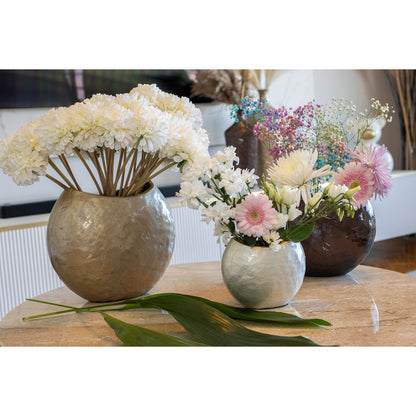 White oval vase 15x10x12.5 cm