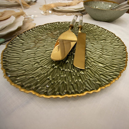 Green service plate with 33 cm gilt rim
