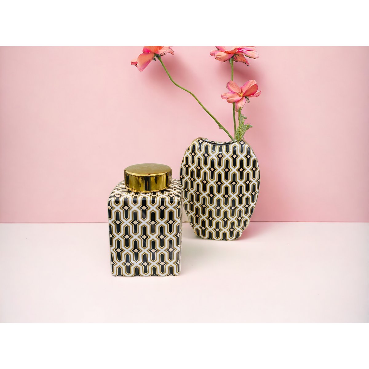 Vaas zwart goud 21x14x14 cm porselein