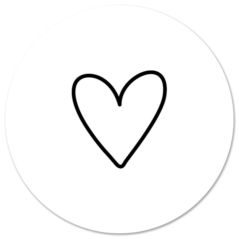 Wall circle drawn heart white
