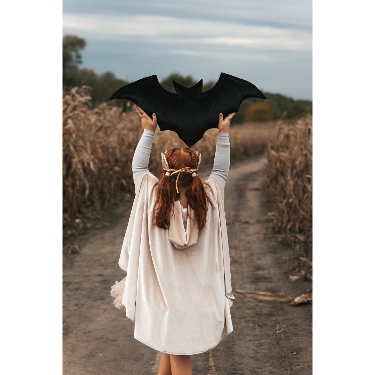 Little Cream Riding Hood -White Witch Magic Cape