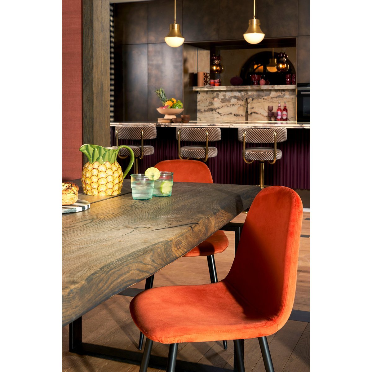 Montelli Eetkamerstoel Velvet Oranje Met Zwart Frame