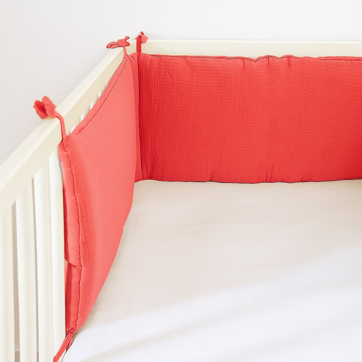 Bedbumper biologisch katoen aardbei 60x120/70x140 cm