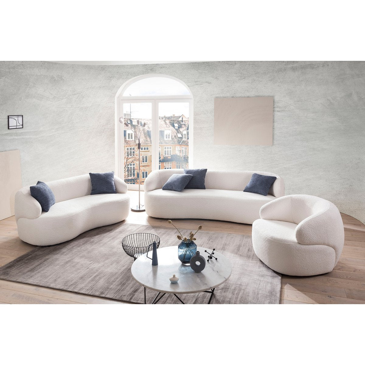 Kidney bench 2-seater Bouclé fabric white