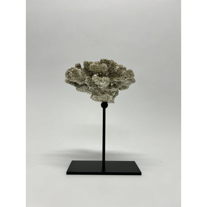 Koraaldecoratie met metalen standaard 23 cm champagne
