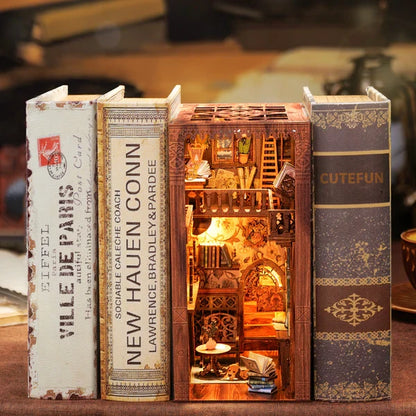 3D Booknook Eternal Bookstore 11x18x23 cm