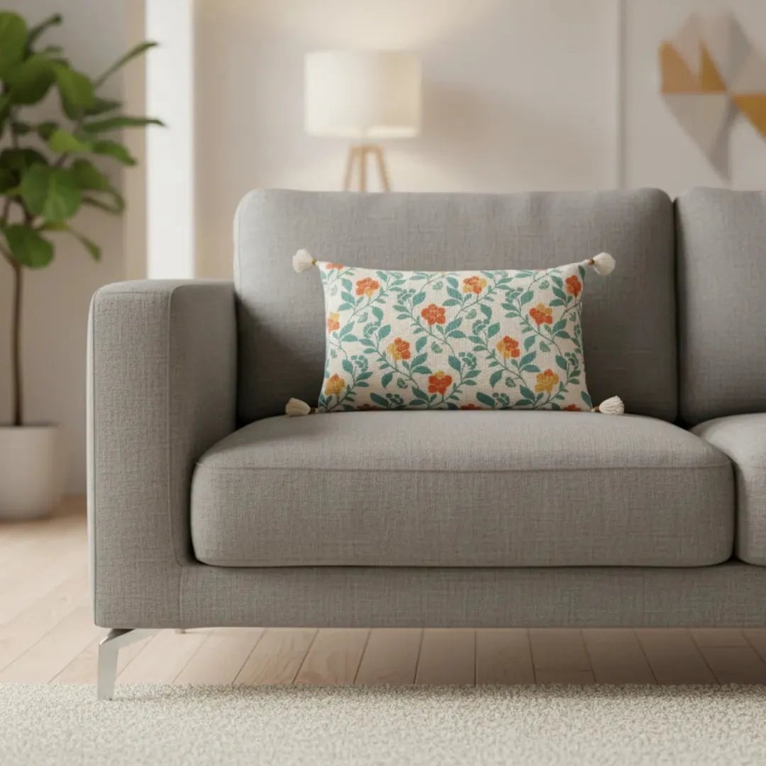 Kussenhoes 35x60 cm beige met kwastjes