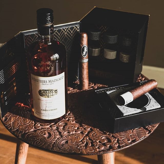 Whisky stenen en sigarenasbak graniet