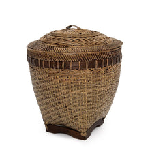 Colonial Storage Basket Brown M Handmade Rattan Decorative