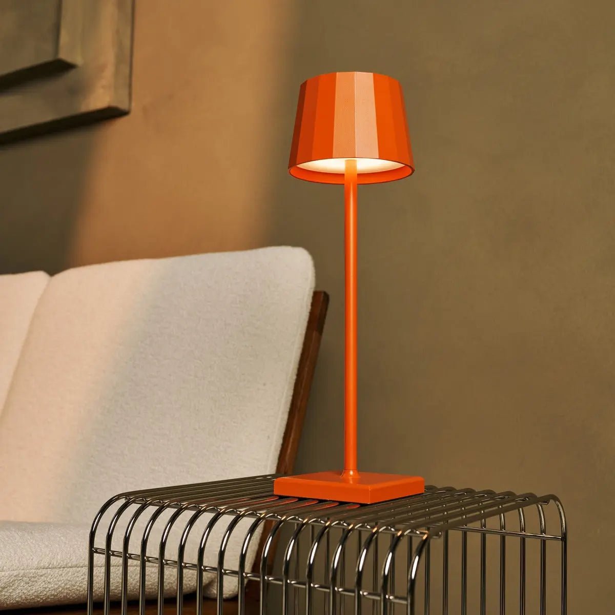 Tafellamp oranje metaalijzer draadloos dimbaar 38 cm