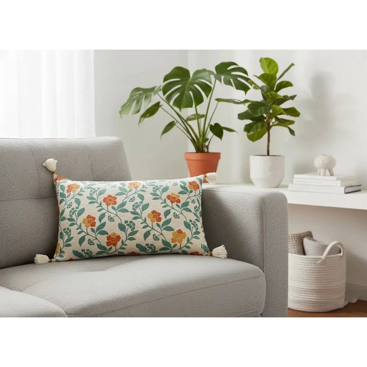 Kussenhoes 35x60 cm beige met kwastjes