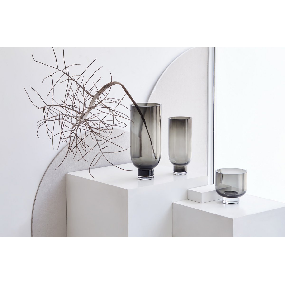 Vaas 36 cm dik glas donkergrijs