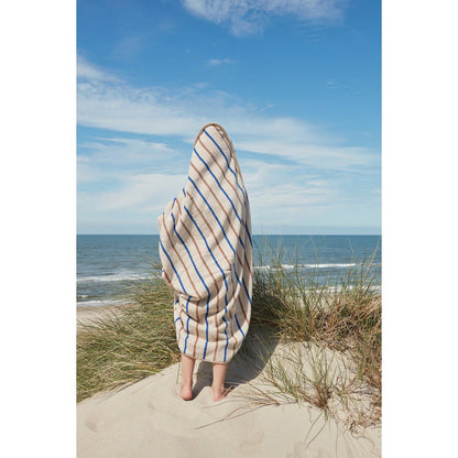 Raita hooded towel