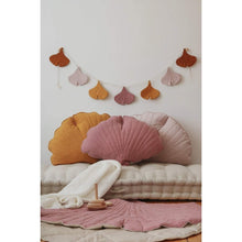 "Late Autumn" Slinger met Ginkgo-bladeren