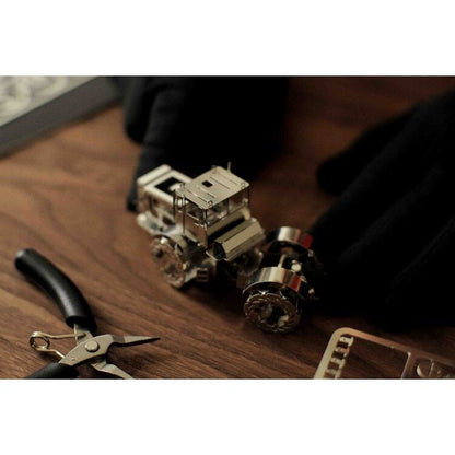 3D metalen bouwpakket tractor 11,2x5,5x4,4 cm