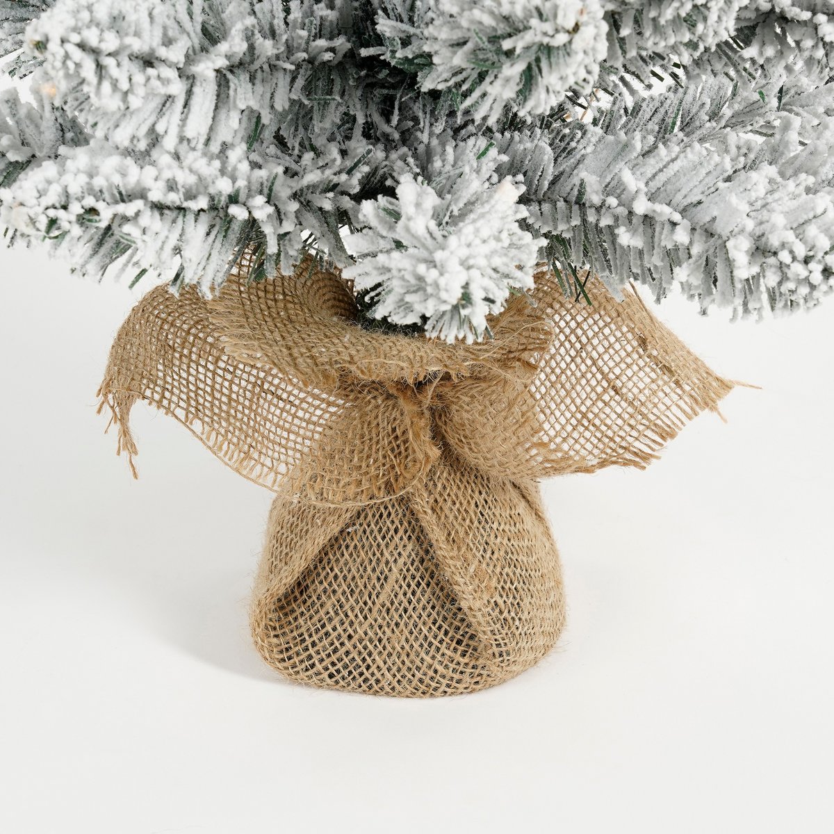 Gerlos Kunstkerstboom Groen Jute Warm Witte LED Hoogte90 Cm